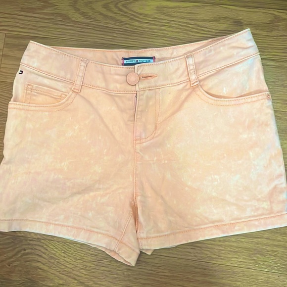 Tommy Hilfiger girls coral/peach washed jean shorts (slightly darker in person) - Picture 1 of 3